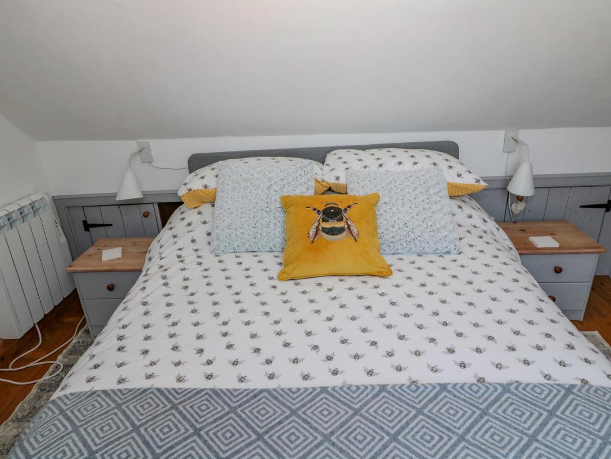 Twincote Villa Wooler Bagian luar foto